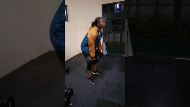 Dumbbell deadlift workout, working on the right technique