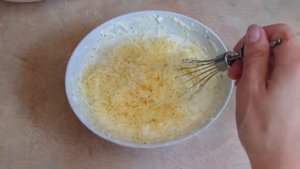 Запеканка с творогом, кабачком и курицей