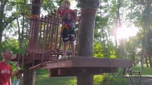 Дети ДЖУНГЛЕЙ!!! Верёвочный парк в Луганске. Парк Горького.