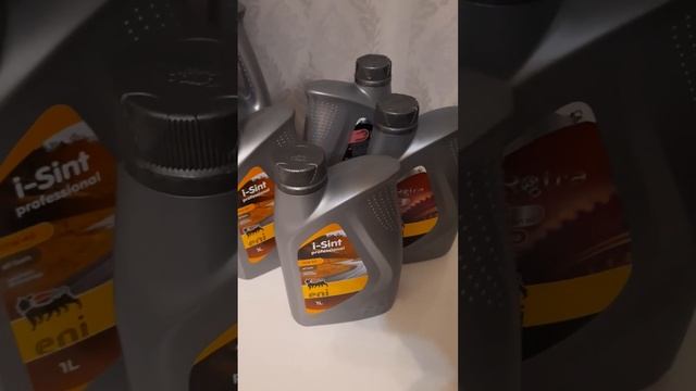 Какое масло лить в мотор с пробегом, 10w40 или 5w40. Высококачественные масла Eni/Agip.
