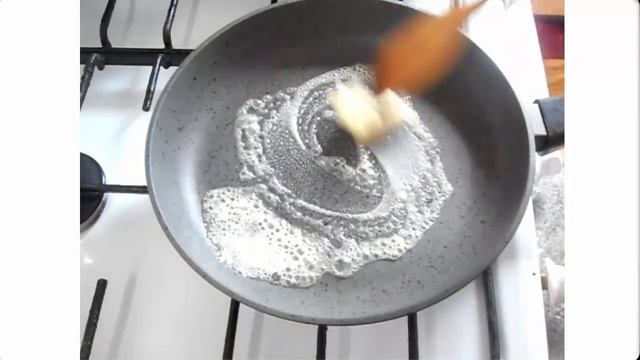 Золотистая молодая картошка на сковородке\ Как вкусно приготовить молодой картофель