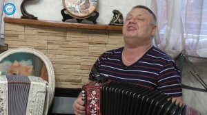 Синий трактор!! Гармонь - это душа народа. Это наше родное, близкое!