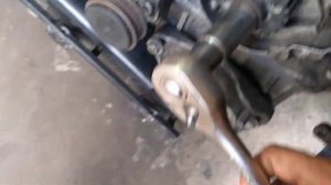VW passat b5 1.9 tdi ajm снял распредвал а двигатель все равно не проворачивается упираются поршня