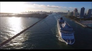 Вечерний выход круизного лайнера из порта Майами США (Miami), DJI Phantom 4
