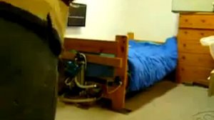 кровать будильник, жуткое зрелище