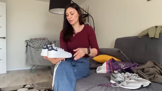 Покупки  кроссовок в Famila adidas Originals Stan Smith,  Reebok смотреть онлайн