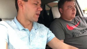 Катим по городу с громкой музыкой