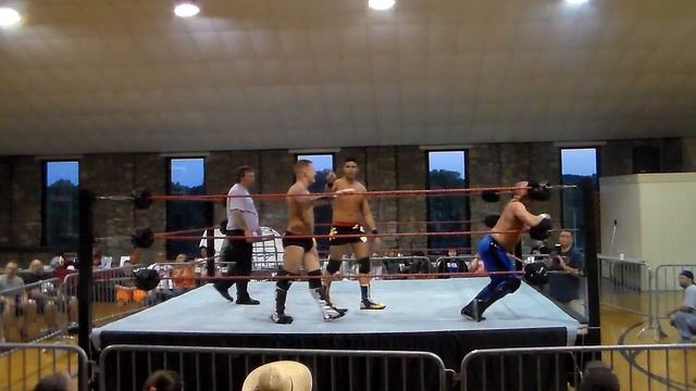 Elvis Aliaga vs. Tyler Copeland vs. Tony Kozina смотреть онлайн