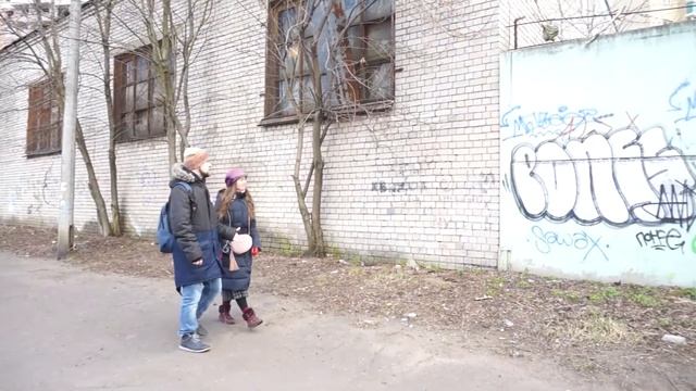 Экскурсия по граффити Твери с Джоком и Леночкой