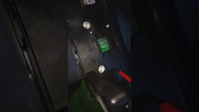 Cambio de ampolleta panel central ssangyong actyon 2011 смотреть онлайн