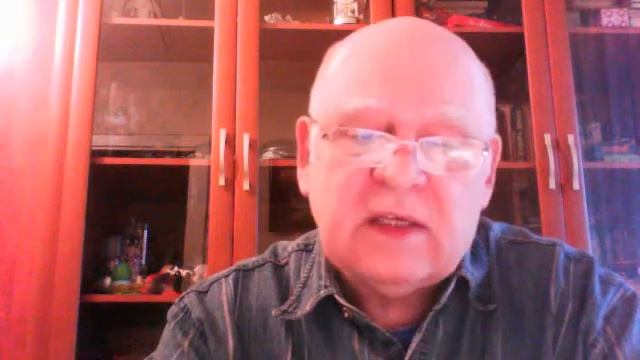 Видео c веб-камеры от 21 октября 2014 г., 22:19 (PDT) Бизнес в Интернете начинается с круга общения смотреть онлайн