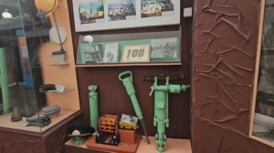 Сотрудники краеведческого музея ДК Горняк города Днепрорудное организовали экскурсию