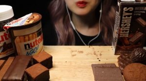 ASMR ? CHOCOLATE DESSERT MAGNUM ICE CREAM NUTELLA COOKIES CAKE 초콜릿 디저트 CHOCOLATE BARS EATING SOUNDS