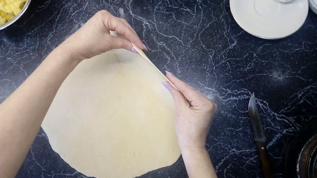 Куриный суп с домашней лапшой!! Пальчики оближешь!!! смотреть онлайн