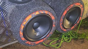 Установка динамиков Gryphon Pro 200 Midbass от DL Audio в УАЗ Патриот