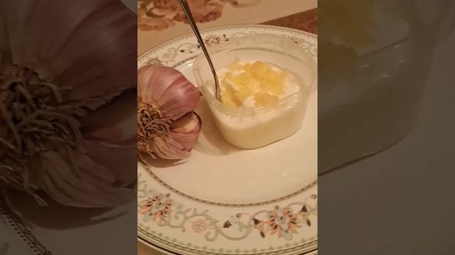 соус с чесноком и мацони для долмы