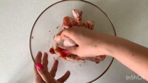 Сочная КУРИНАЯ ГОЛЕНЬ в БЕКОНЕ с томатами ?ВКУСНО И БЫСТРО ?