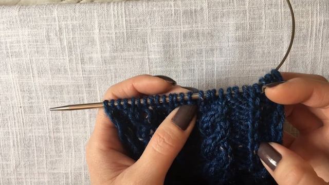 Детский кардиган. Часть вторая. Узоры, формирование пройм и линии горловины. смотреть онлайн