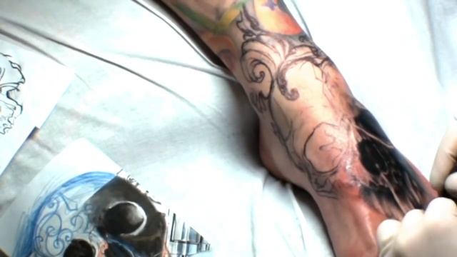 skull tattoo процесс нанесения татуировки череп смотреть онлайн