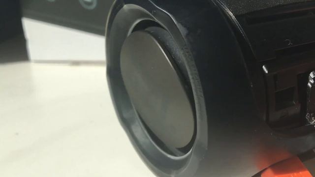JBL FLIP 3 BRUTAL TONE GENERATOR TEST!! *SCREAMTOWN* [2020]