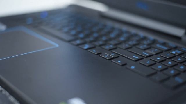 The Dell G7 - Hands on Review. смотреть онлайн