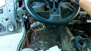 Снятие руля Опель Вектра А, замена подрулевых переключателей.