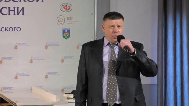 Барды 2021, РФ, Исполнитель, Сергей Счеснович - Лебединый май (В.Чебан) смотреть онлайн