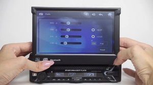 Автомагнитола Pervoi CTC701 с выдвижным экраном