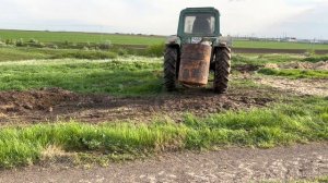 Ровняем участок земли