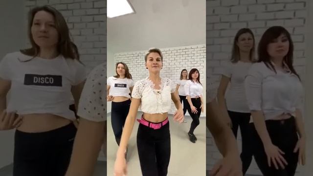 BACHATA LADY'S STYLE подписывайся в VK https://vk.com/dance_fit_studio #бачата #zumba #танцы