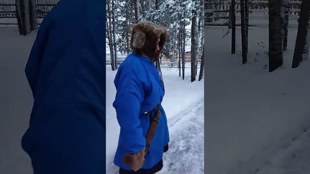 модный показ зимний мужская малица