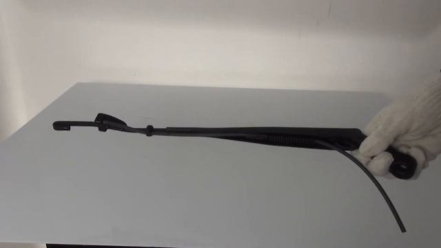 Поводок щетки стеклоочистителя правый ХЕНДАЙ HD65/HD72/HD78 // MOBIS