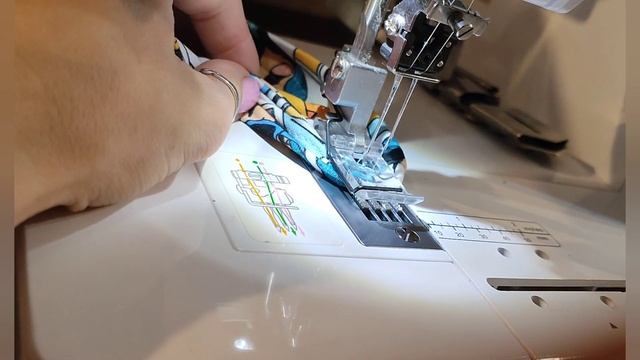 Как закончить шов на РАСПОШИВАЛКЕ или плоскошовной машинке.