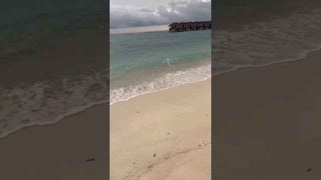 А что если бы такая волшебная дверь существовала? 
Куда хотели бы так отправиться?)
