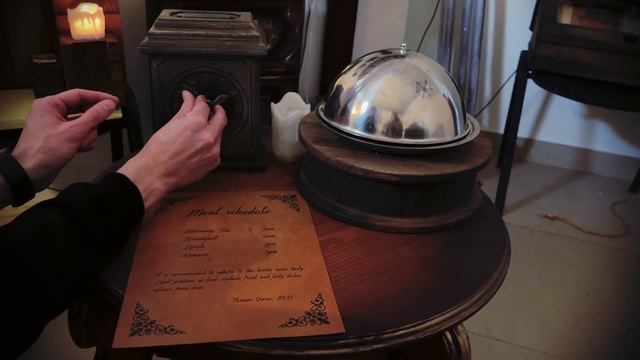 Стол с часами. Квест ПАСТОР И ВЕДЬМА. Реквизит для квеста смотреть онлайн