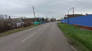 По наехали. много приезжих. Краснодарский край
