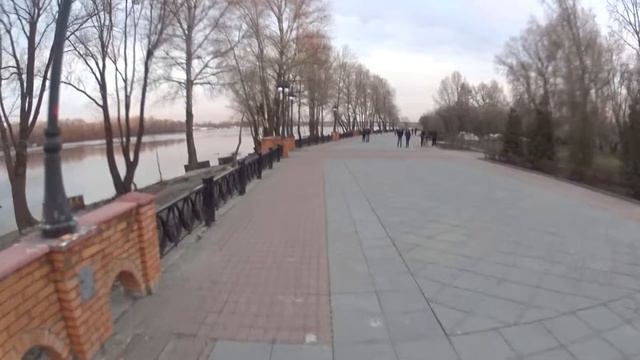 Cyclist's diary. Рыжее Солнце и Пепельный Лед. Оболонская набережная. Ранняя весна