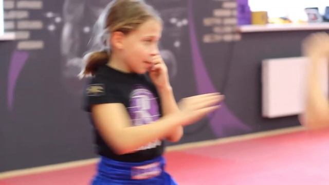 Подготовка к соревнованиям по тайскому боксу смотреть онлайн