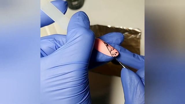 Цветы в ЧБ графике? Графика на ногтях, цветы на ногтях. Ручная роспись ногтей для начинающих.