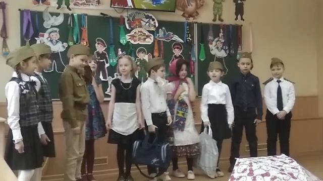 Сценка к 23 февраля смотреть онлайн