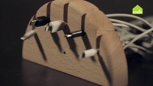 Как сделать подставку для проводов. Как хранить провода. Держатель для проводов на рабочий стол