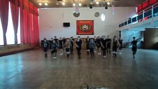 хакуляш, репетиция.AVI смотреть онлайн