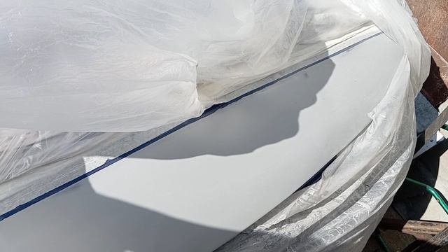 Как убрать царапины с машины.