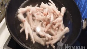 Куриные лапки в соевом соусе