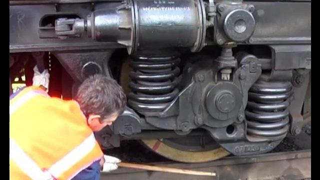 Приёмка тепловоза ТЭМ18ДМ смотреть онлайн