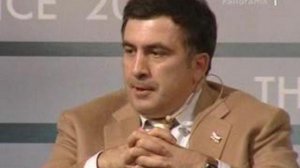 Саакашвили поправляет штанишки на РИжской конференции