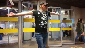 Питер, танцор Майкл...