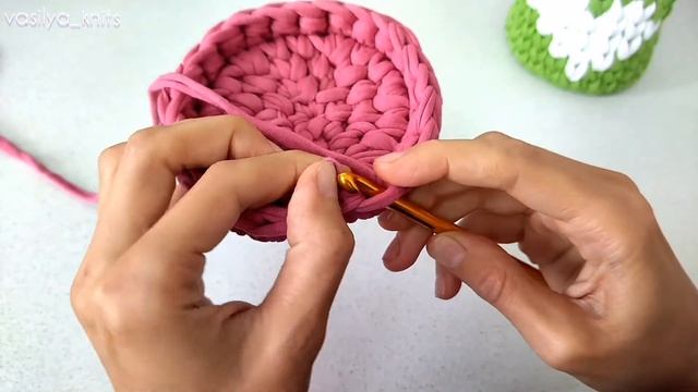 Шишечки крючком. Корзинка из трикотажной пряжи. Узор для рюкзака. Узор ананас крючком