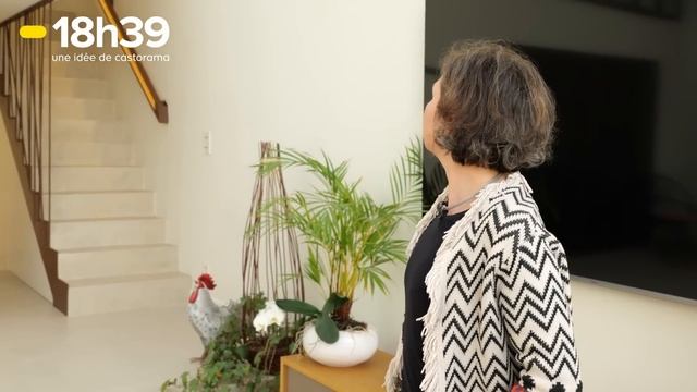 Une façade en baie vitrée pour faire entrer la lumière dans cette grange exposée plein nord смотреть онлайн