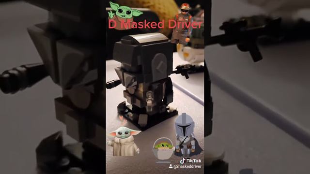 Lego Baby Yoda and Mandalorian